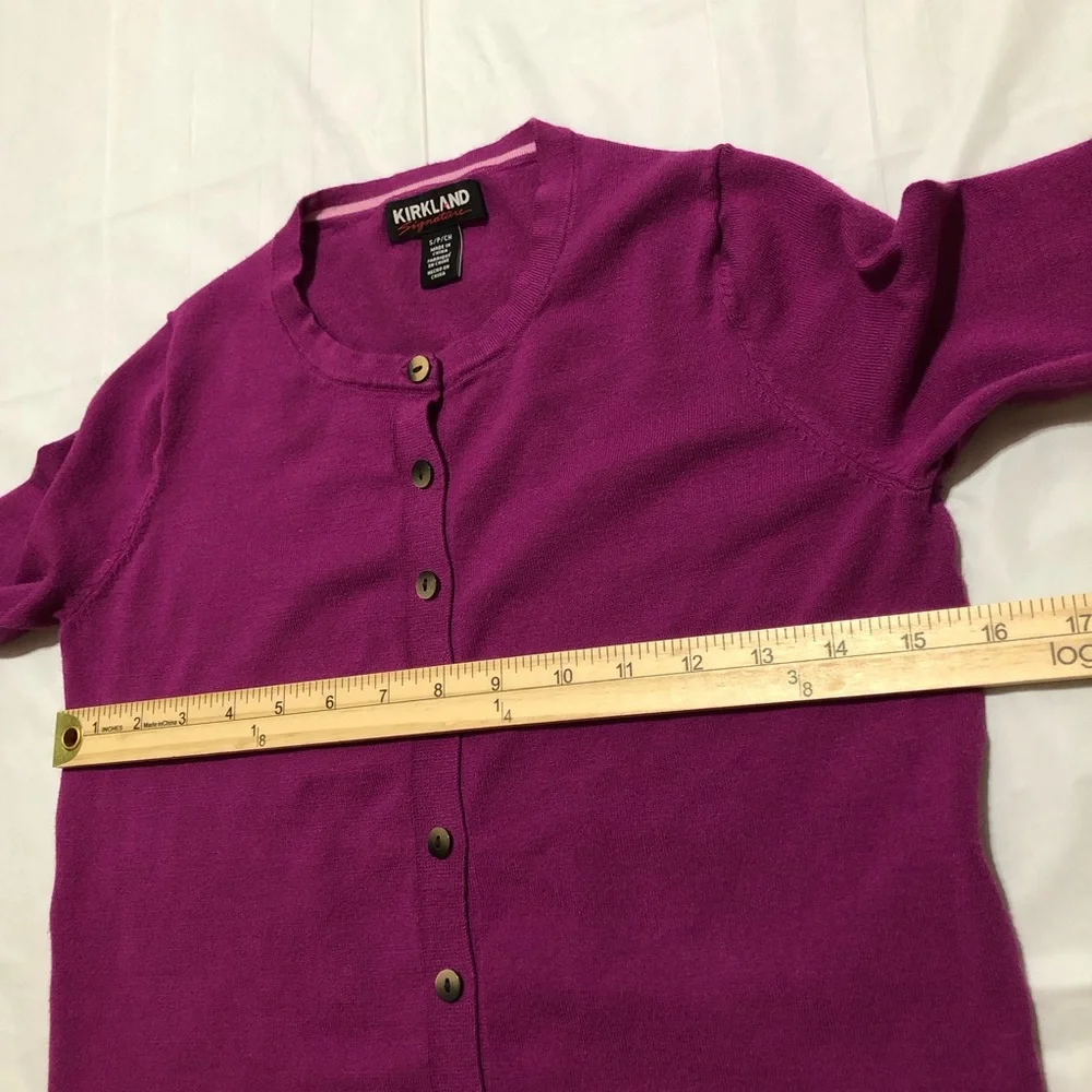 Kirkland Signature Women’s Long Sleeve Button-Up Magenta Purple Cardigan S